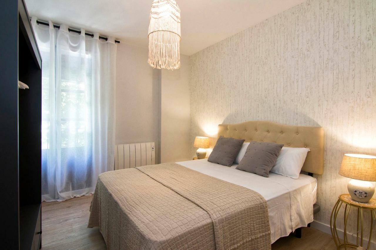 Apartamentos Los Lobos Granada Exteriör bild